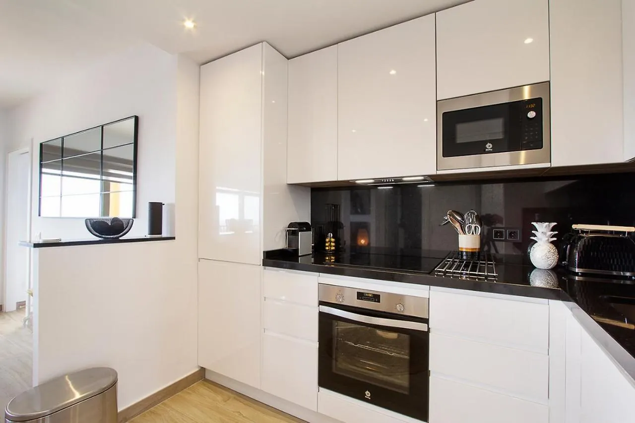 Stunning Penthouse On The Beach Marbella 0*,