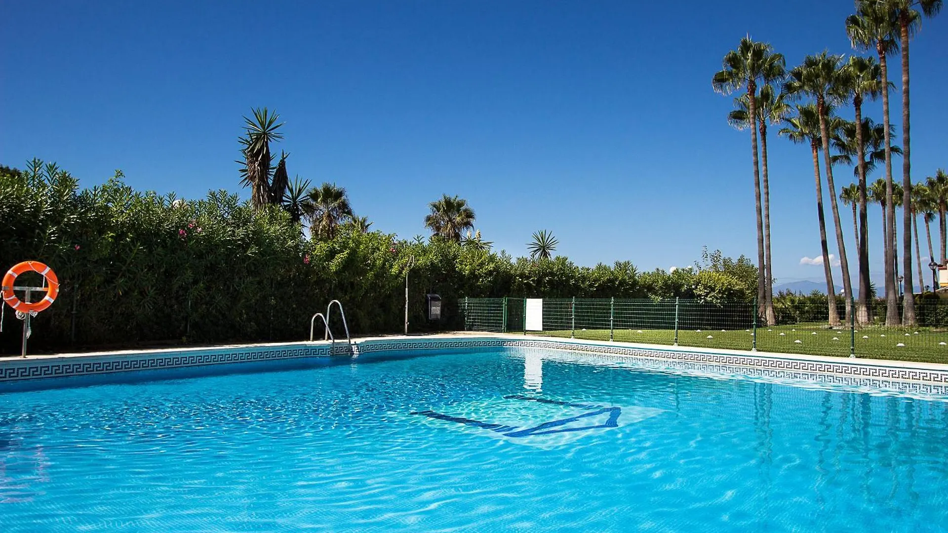 Stunning Penthouse On The Beach Marbella Apartment